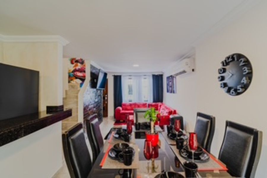 7 Bedroom Gorgeous Vacation - Close to Walled City 4