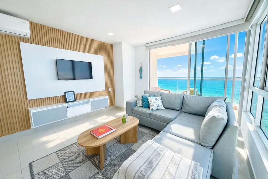 Amplio 3BR con impresionantes vistas al mar 2