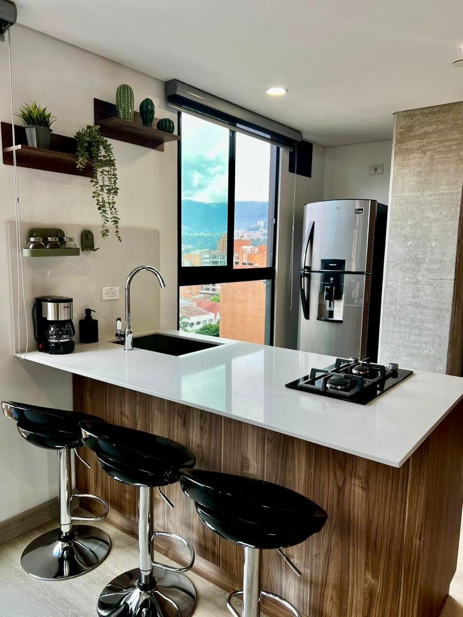 Apartamento 2 alcobas Laureles 3