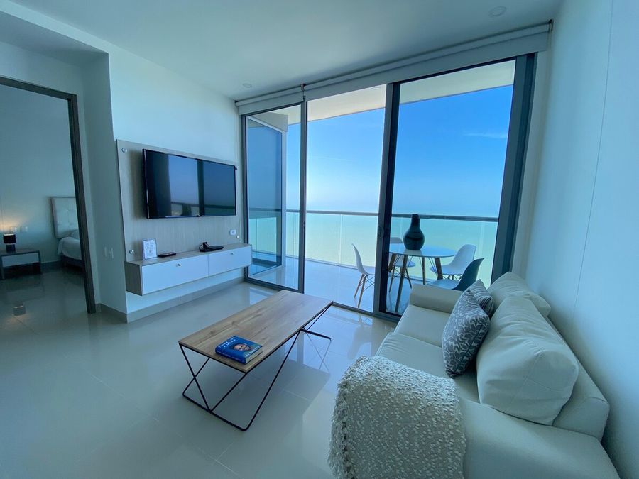 2 dormitorios con vistas al mar en Morros City 2