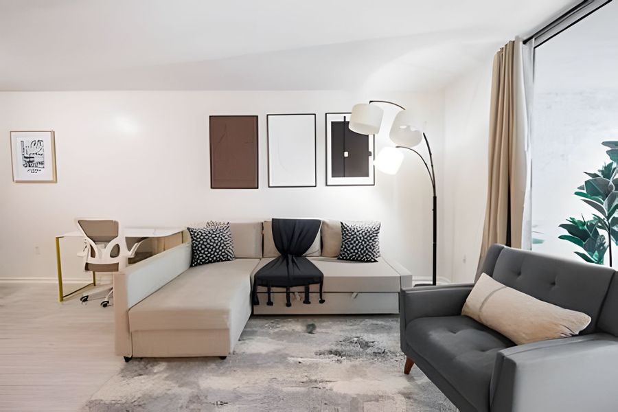 Modern Brickell 1BR | Bay Views, Pool & Parking 5