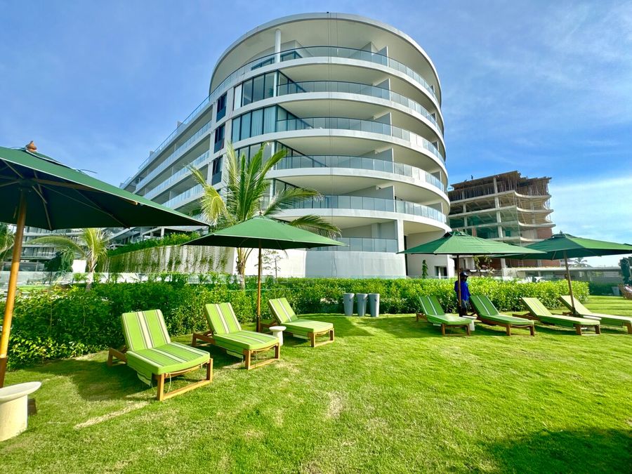 Apartamento lujoso con vista al mar 2