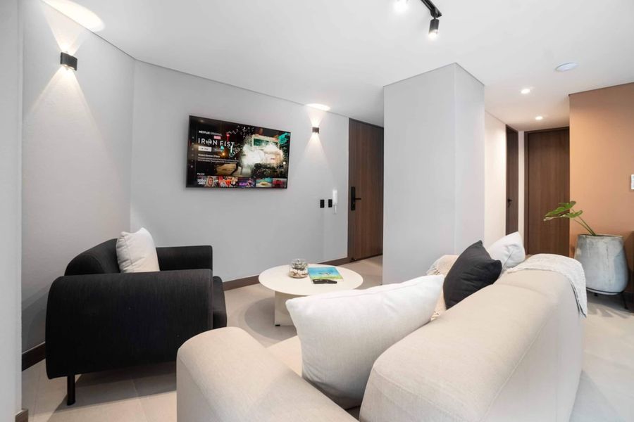 Hygge 401 • 2 dormitorios | 2 baños | Balcón • Cerca de Granada 4