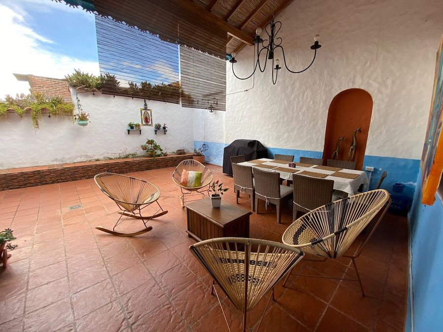 Mi casita “Chinco” estrellas, muy cerca al parque