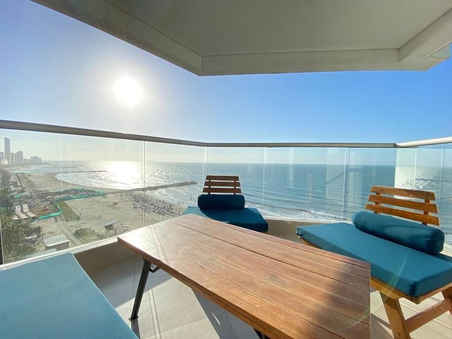 Apartamento en el piso 12 con vista al océano