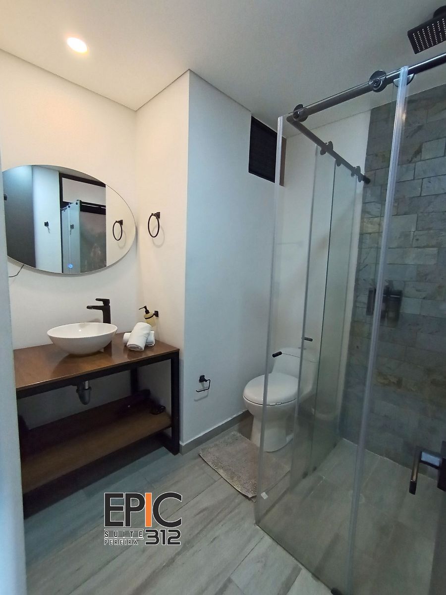 Epic Suite 312 Twin Fam Deluxe Airport 4