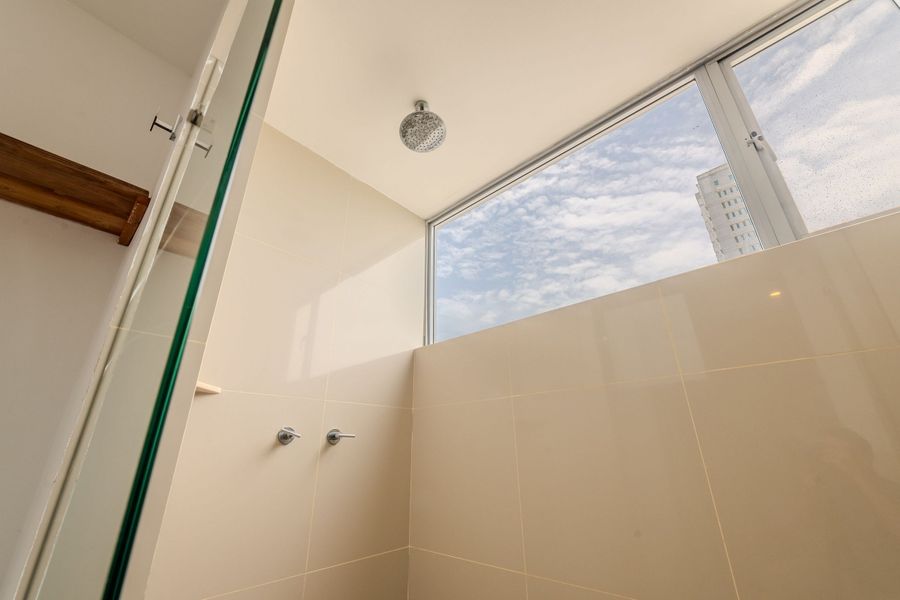 Hermoso Apto 2 Hab Piso 19 en Morros City 5