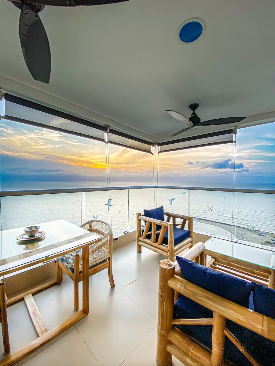 2 BR Apartment Ocean View 29
