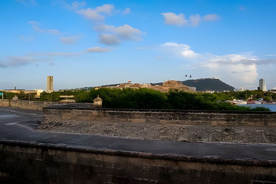 Relaxing New Apt w/ Balcony in Getsemani! 4