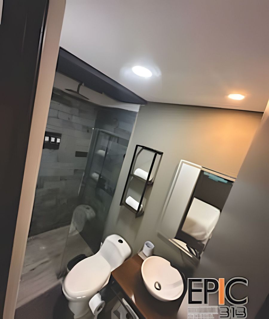 Epic Suite 313 Family Deluxe Airport 3 Room10 Pax 5
