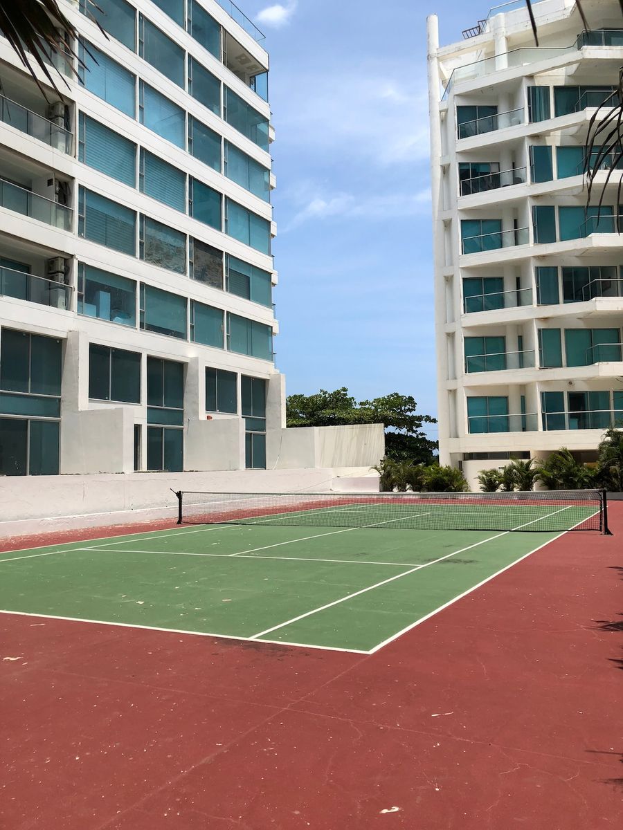 Apto En el Edificio Sea Way , Cancha de Tenis 2