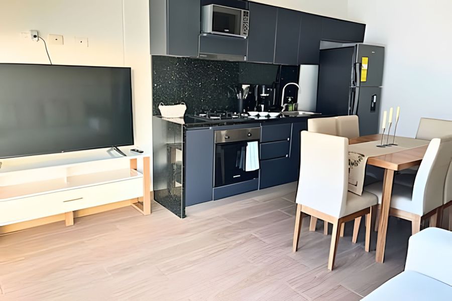 Spectacular apartment, unparallel views! 5