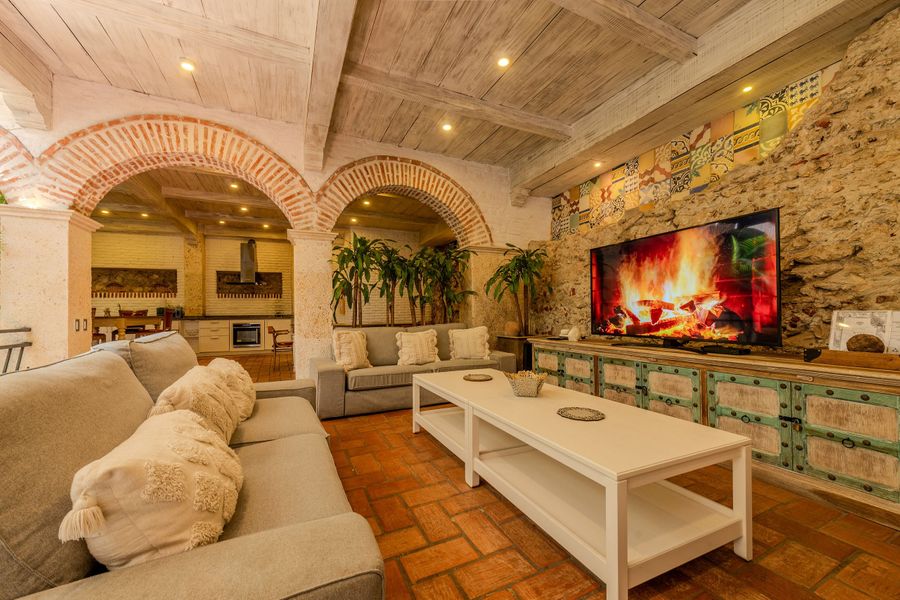 Casa de 5 Hab en la Ciudad Amurallada con Piscina 5