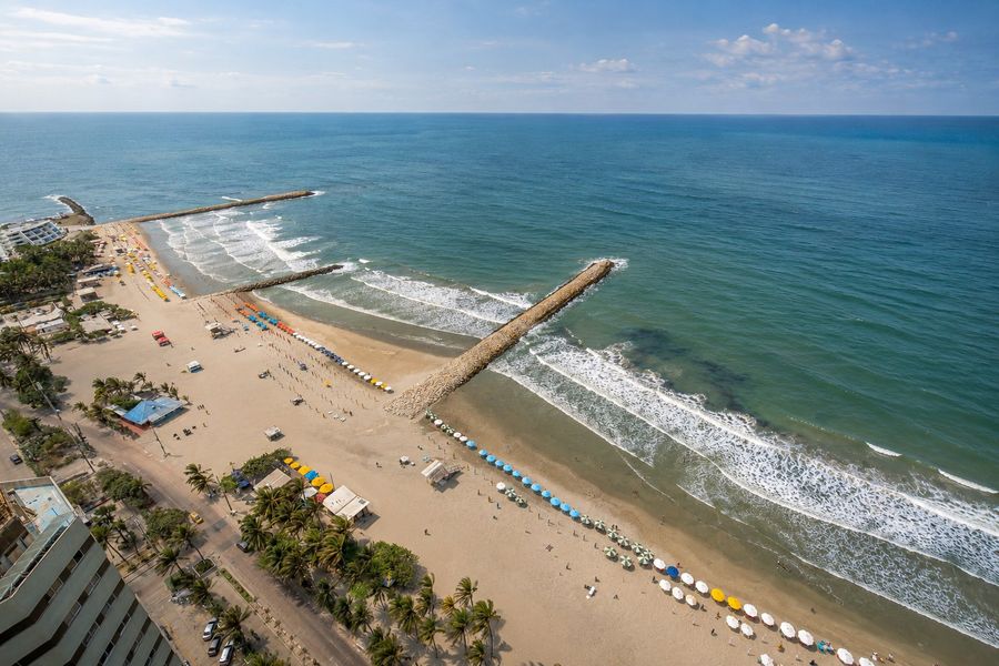 ¡Espectacular Apto Con Vista al Mar Piso 28! 4