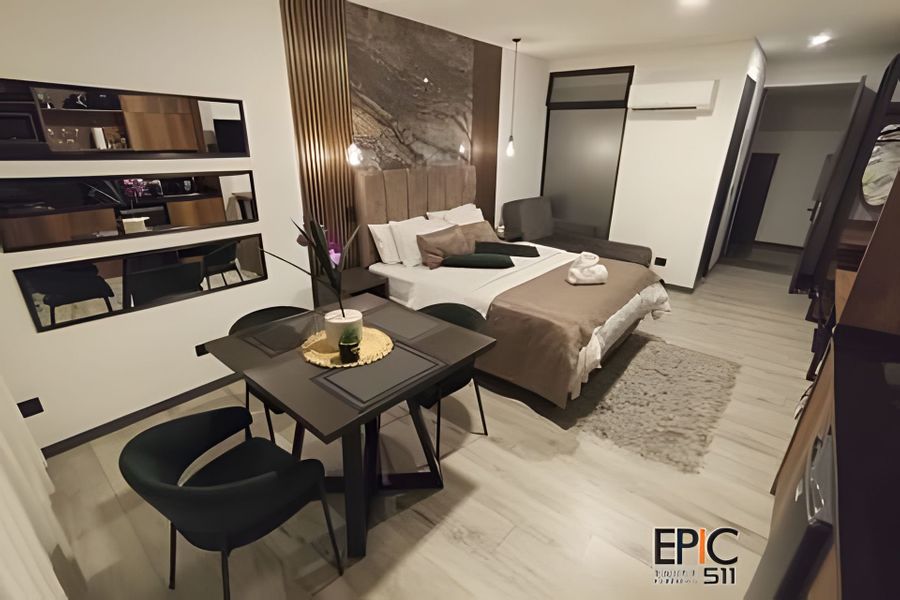 Epic Suite 511 Premium Airport 2