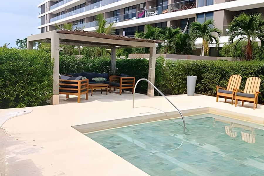 Lujoso, último piso con salida directa a la playa 4
