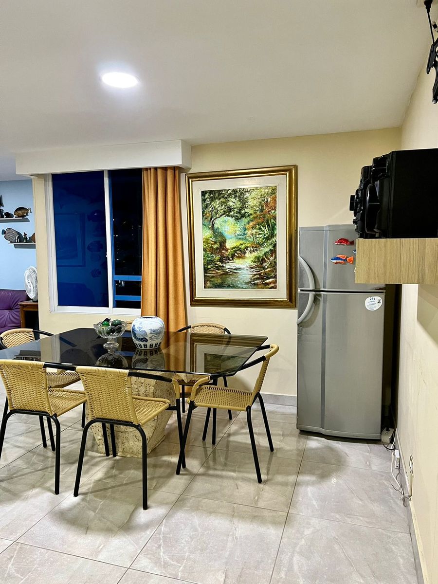 Apartamento de Dos Habitaciones con Balcón 2