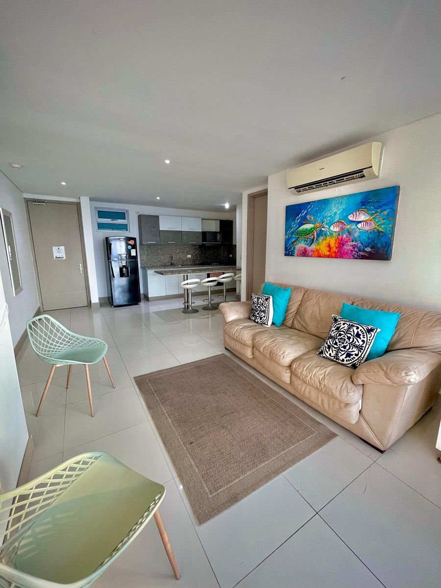 Apartamento Frente al Mar Piso 21 2 Habitaciones 4