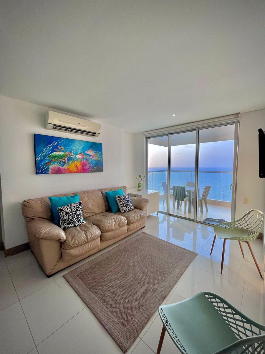 Apartamento Frente al Mar Piso 21 2 Habitaciones