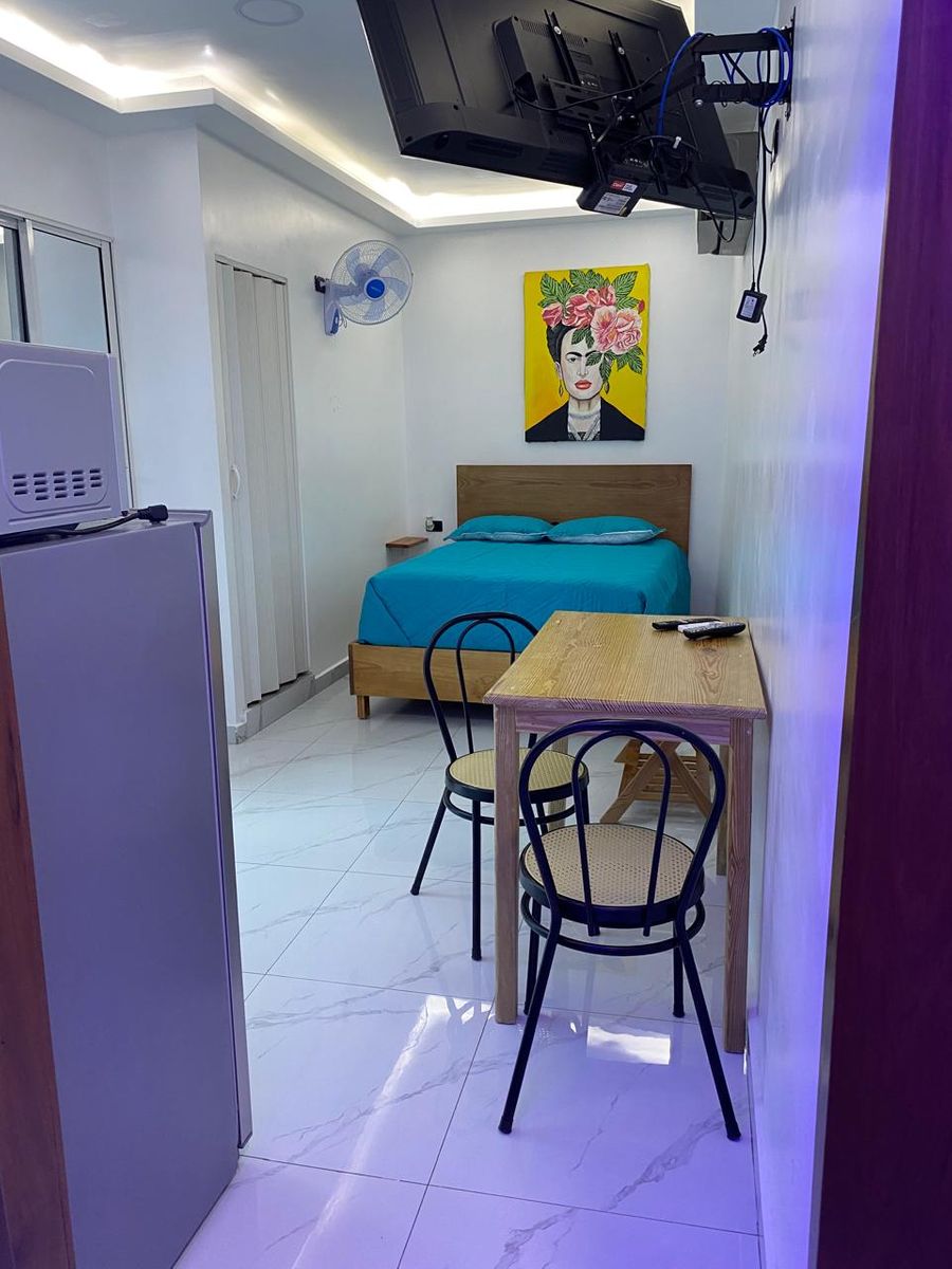 Aparta Estudios VIP Santo Domingo 