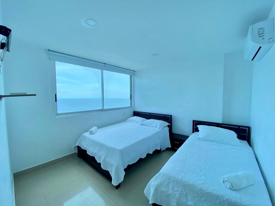 Apartamento de 2 dormitorios con vistas al mar  5