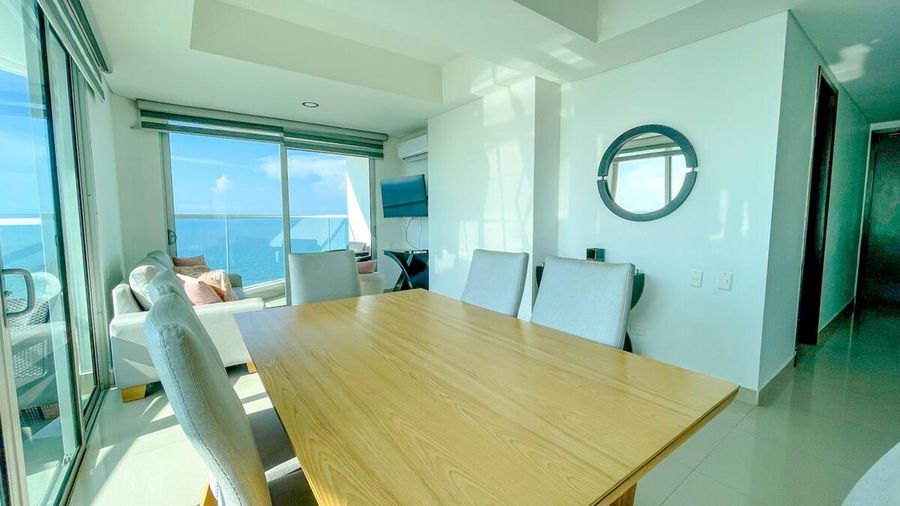 Cartagena - Vista al Mar, 3 Habitaciones. 2