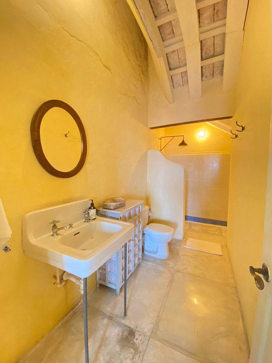 Villa de 6 habitaciones en el casco antiguo con piscina y vistas al mar 3