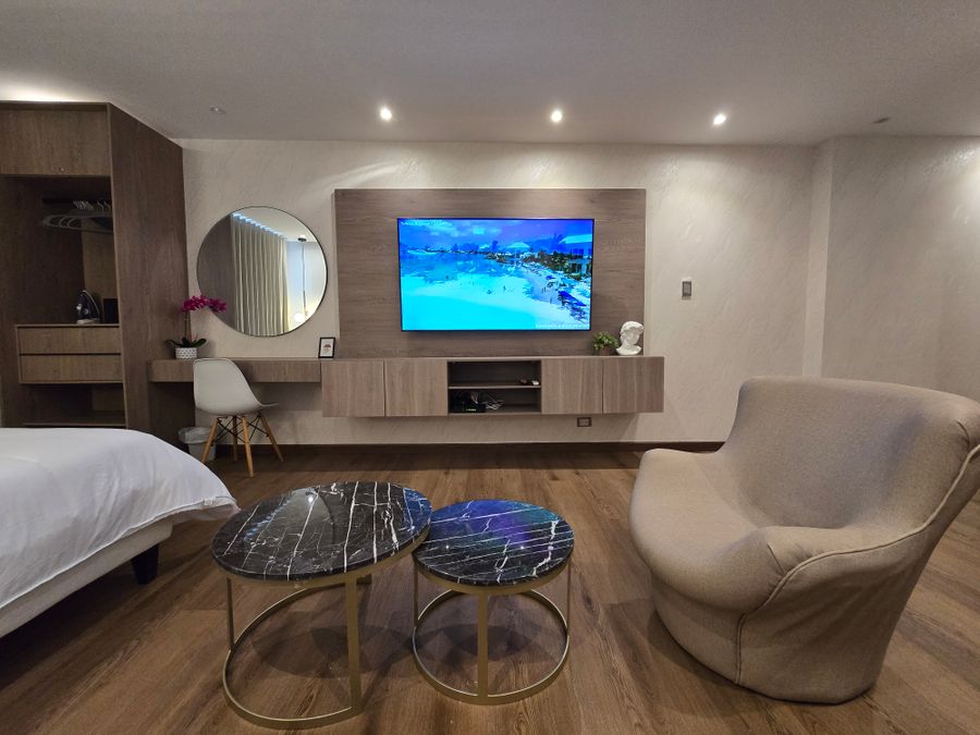 Espectacular suite con balcón cerca a la playa 5