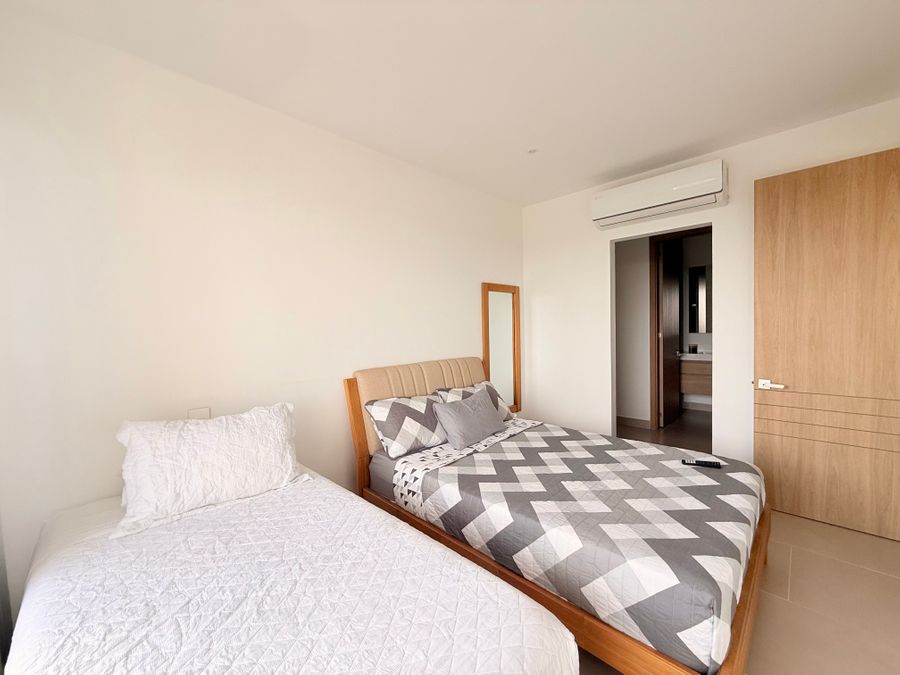 Apt Familiar de 3 Habitaciones en Baia Kristal 4