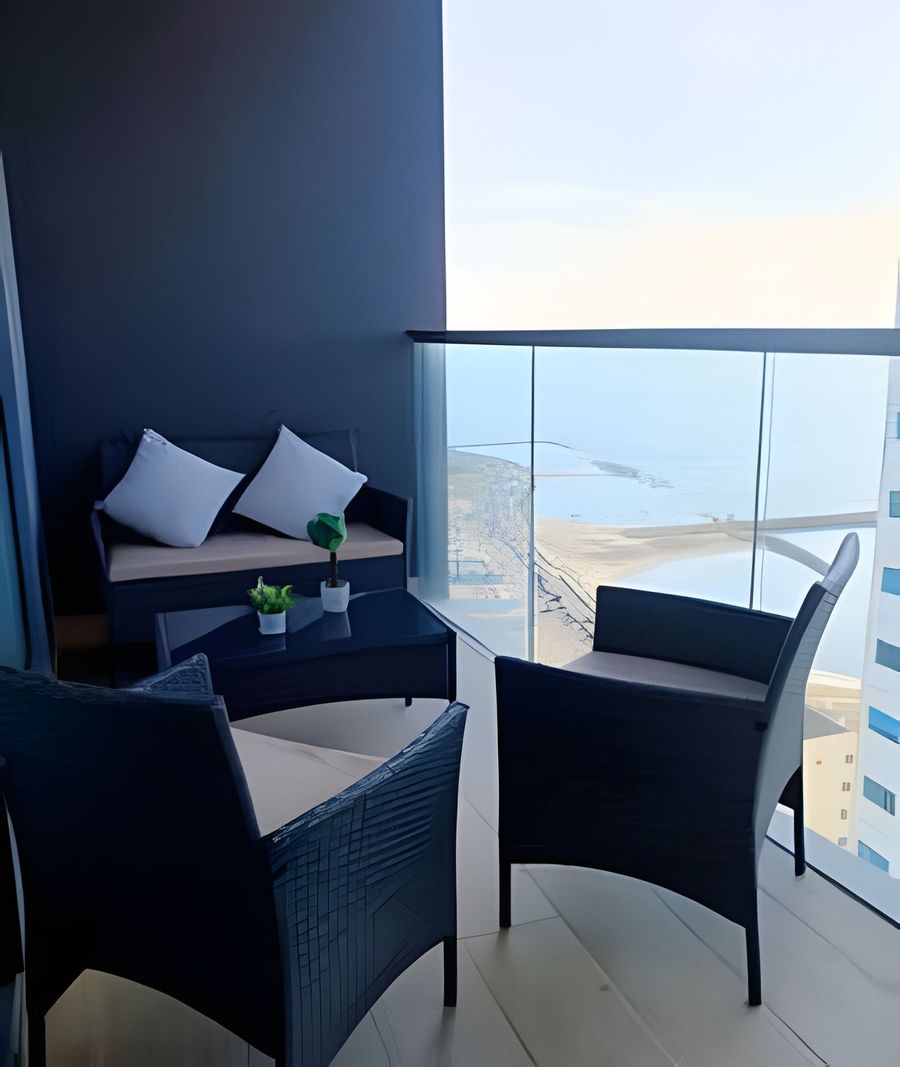 Brand New, 3blocks from Walled C, Stunning Views 5