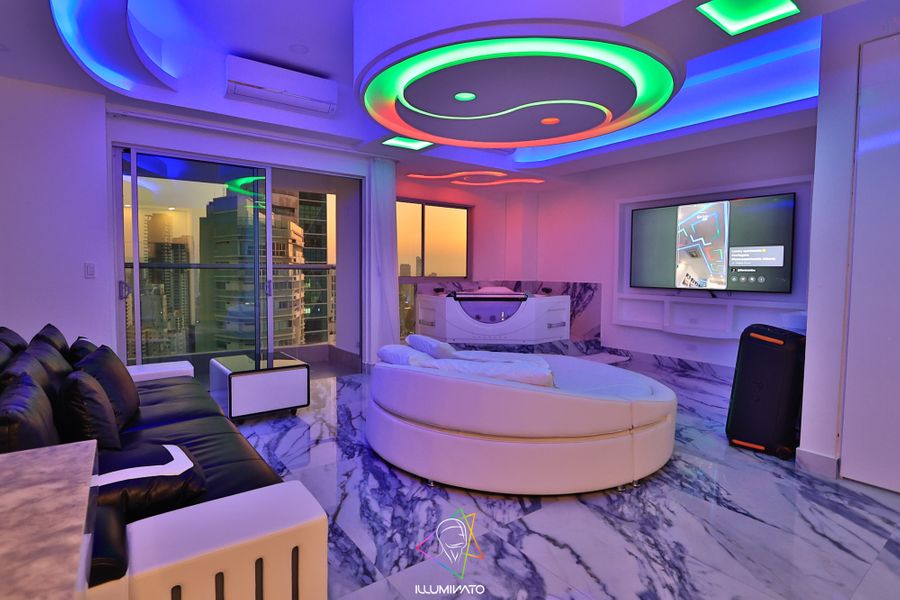 The YinYang Suite-Guest Friendly Adults Only