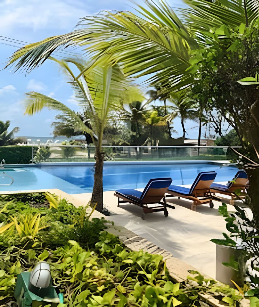 Beachfront Paradise with Pools and Spa 5