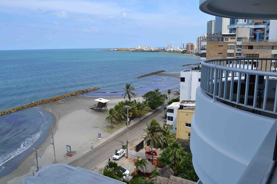 Apartamento piso bajo frente al mar de Bocagrande