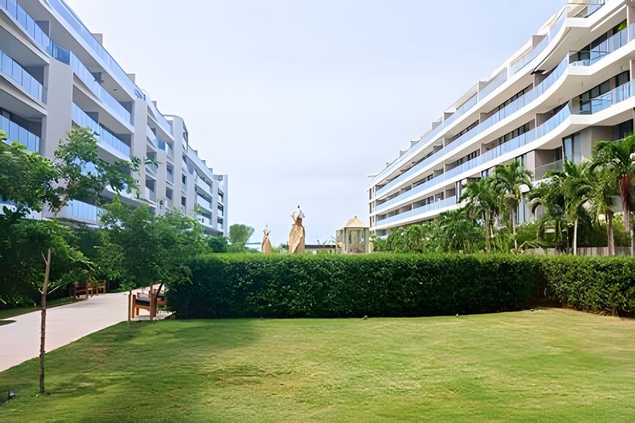 Exclusivo Apto, Piscina Privada y Salida a playa 4