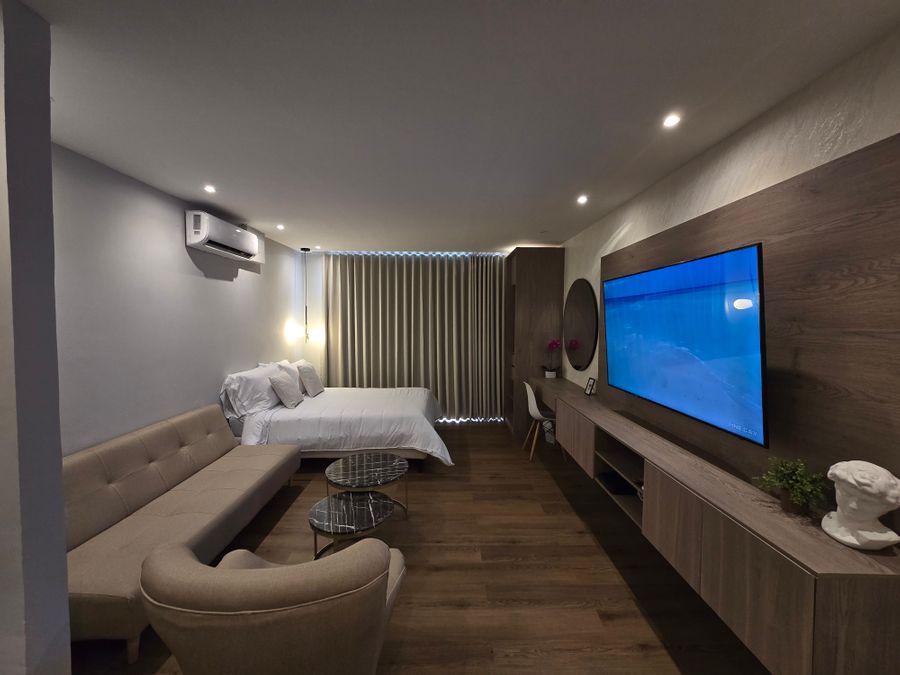 Espectacular suite con balcón cerca a la playa