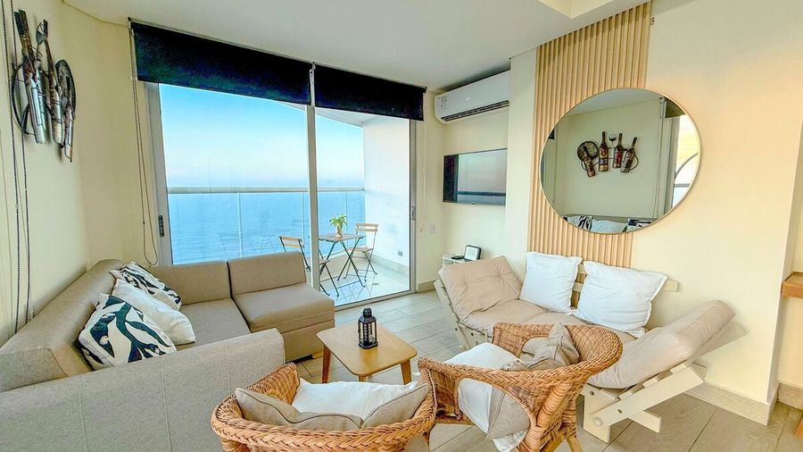 Renovado Atardecer Vista al mar Piso 32 Fulldotado 2