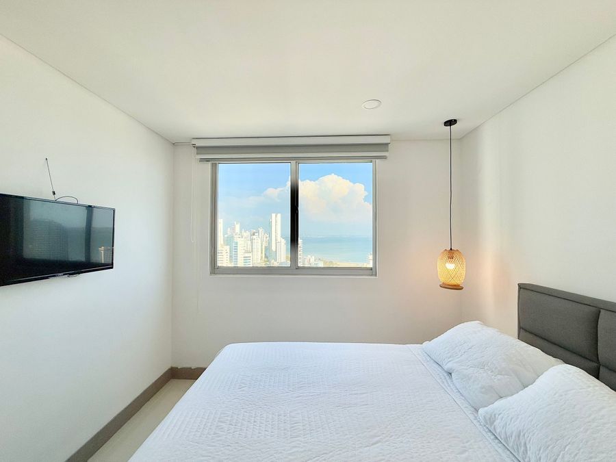Spacious 3BR with Breathtaking Ocean Views 4