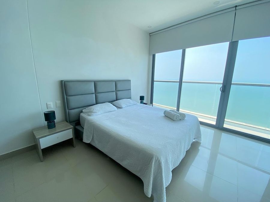 2 dormitorios con vistas al mar en Morros City 4