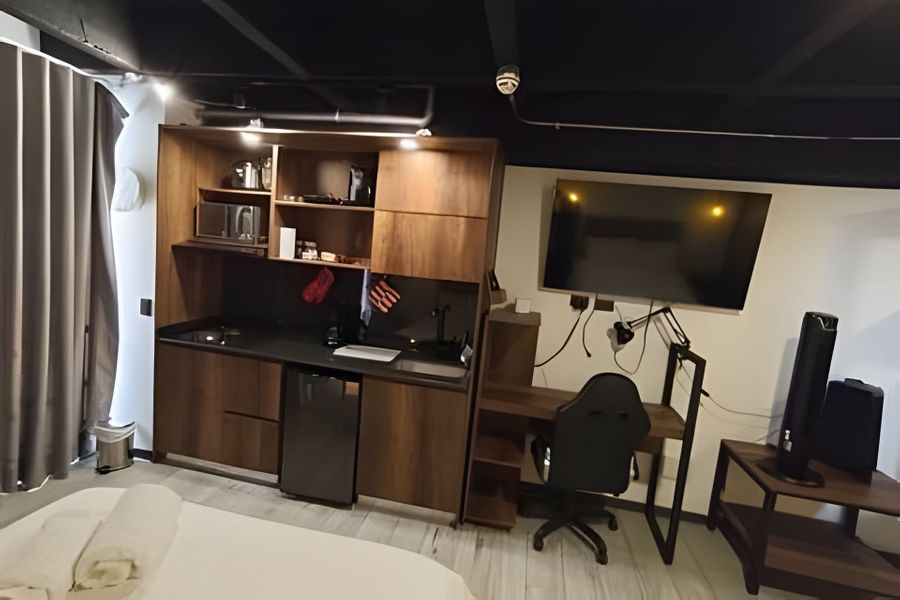 Epic Suite 208 Fam Loft Deluxe 4P 2