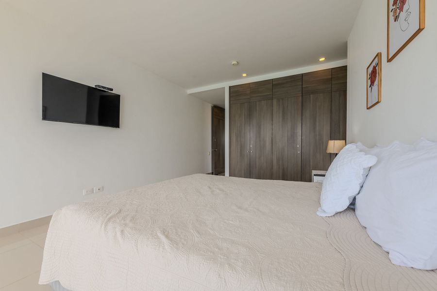 Hermoso Apto 2 Hab Piso 19 en Morros City 5