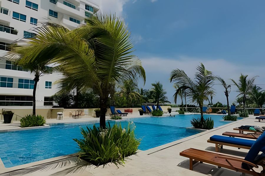 Salida directa a playa | Ideal Parejas y Familias