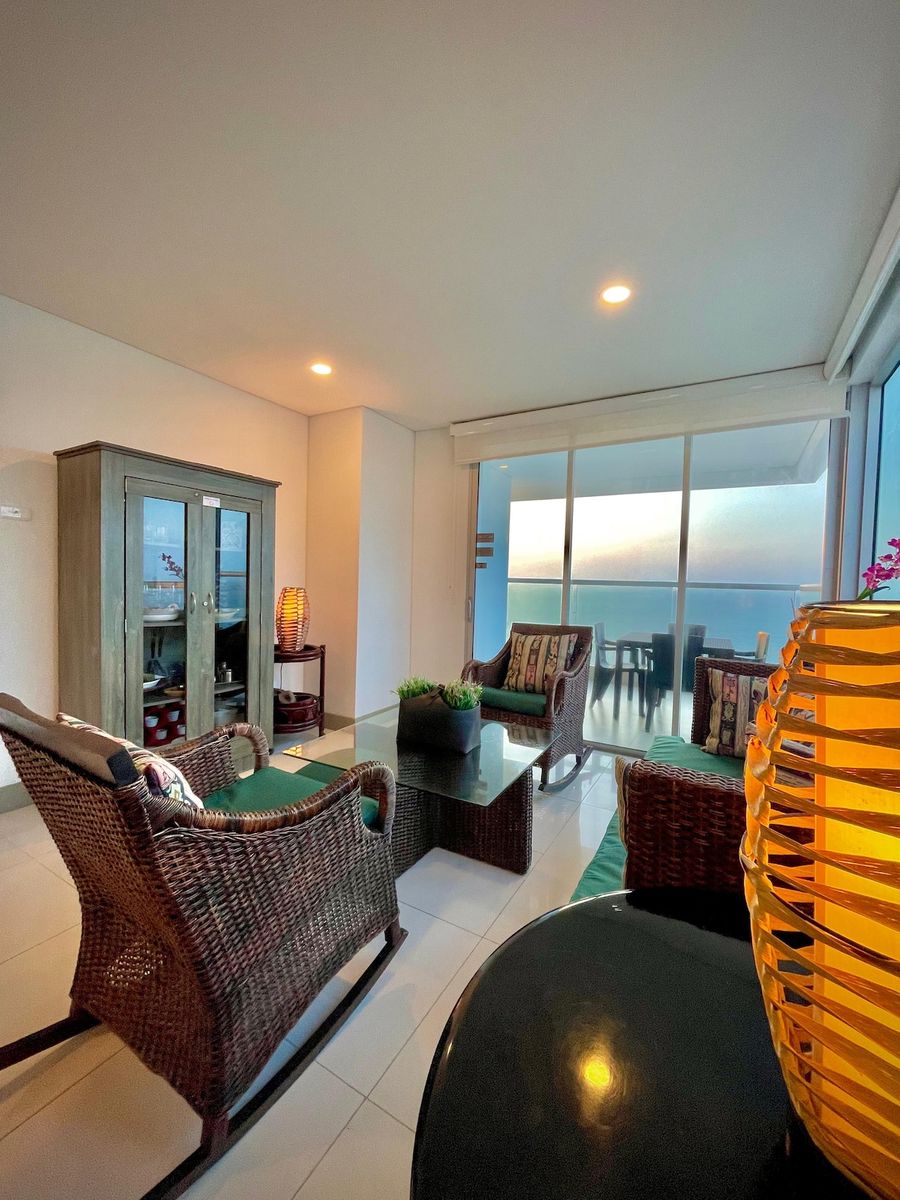 Apartamento frente a la playa 16