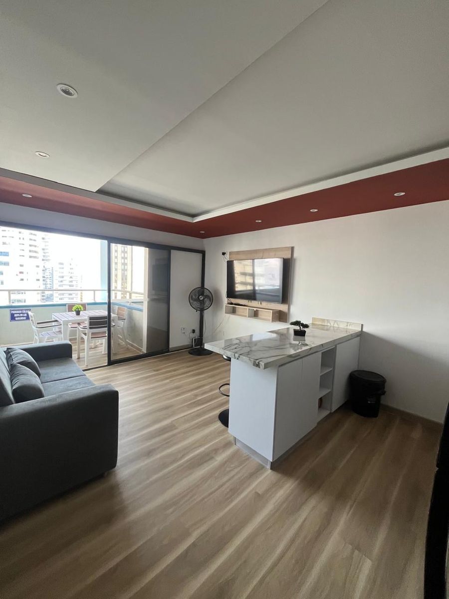 Hermoso Apartamento Remodelado para 8 Personas 2