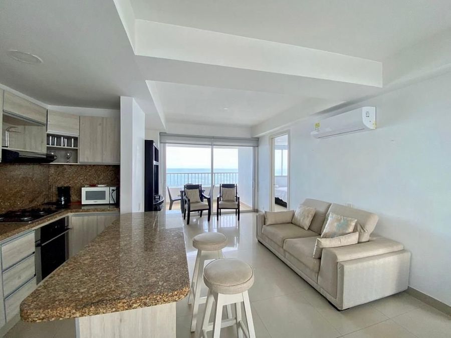 Espacioso & moderno, con vista al mar 3