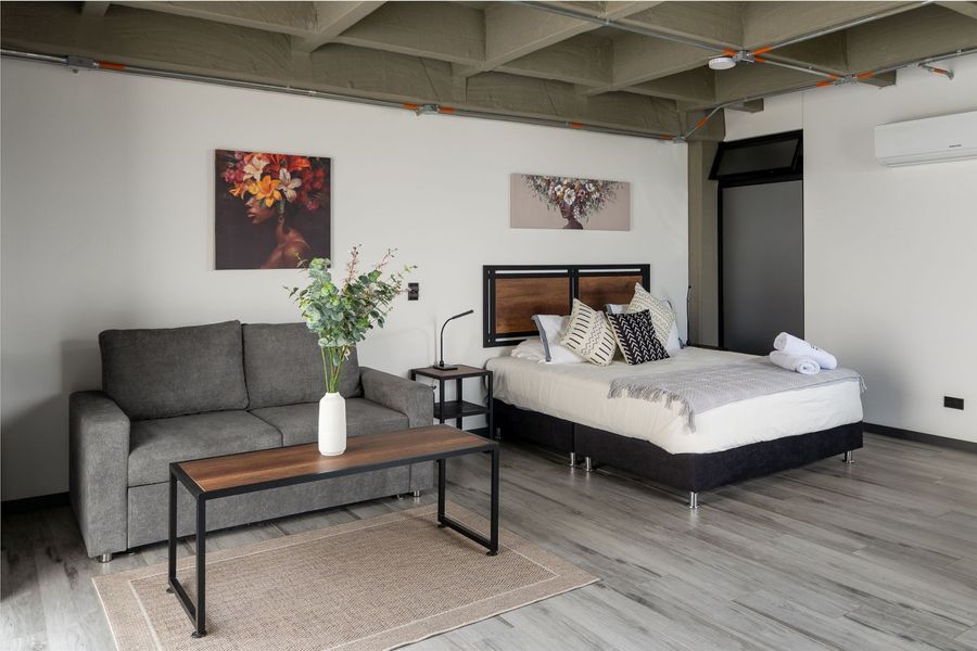 |Ahead| Espacioso Loft con balcon y parqueadero 4