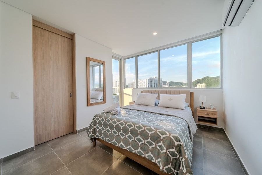|Ahead| Amplio 2BR @Salguero + Balcon y Parking 3