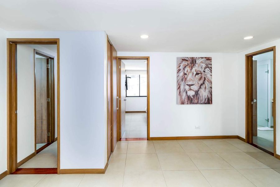 Amplio y encantador, 3 habitaciones • A/C • El Peñón 3