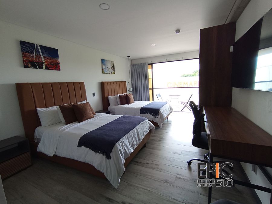 Epic Suite 510 Deluxe Airport 4