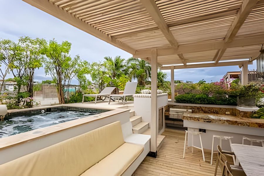 Ultra Luxury Rooftop Villa· Private Pool & Jacuzzi 5