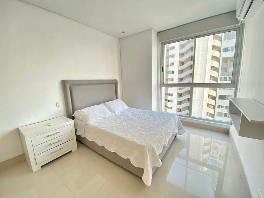 Apartamento fresco y moderno con vistas al mar 5
